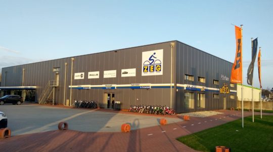 Block Zweirad Center Außen